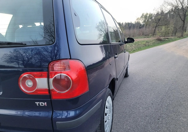 Volkswagen Sharan cena 17999 przebieg: 197000, rok produkcji 2007 z Chełmno małe 781